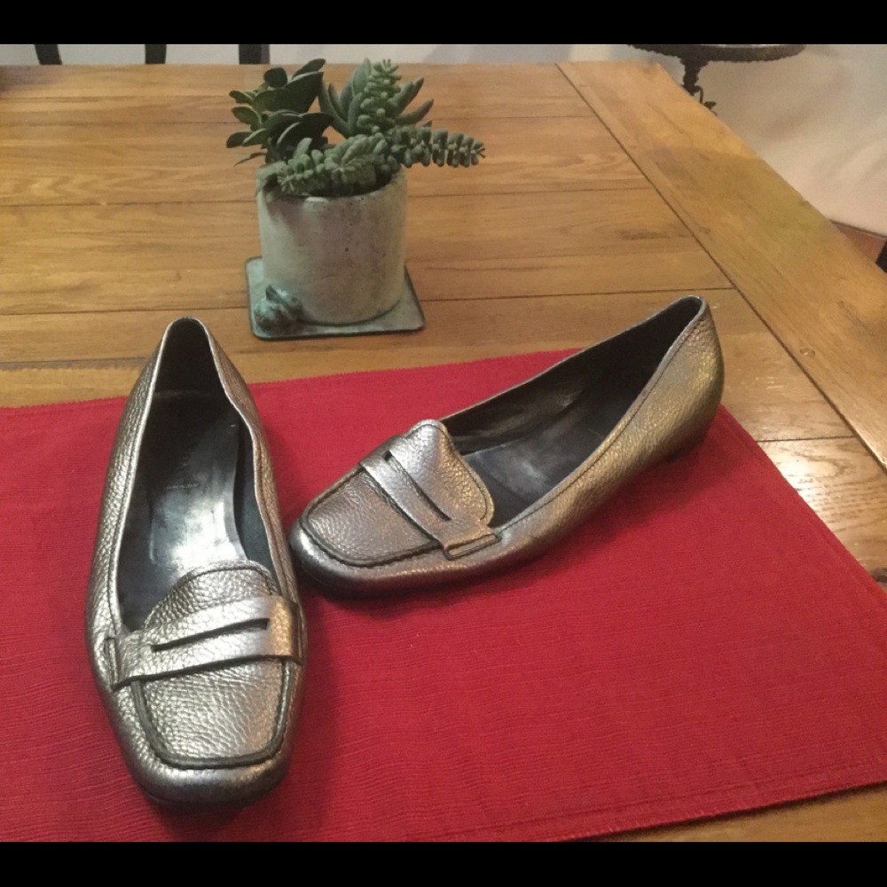 - Prada Gold Leather Penny Loafers (Euro 40.5) US 10